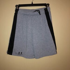 Under Armour men’s size small shorts